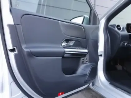 Photo 13 Mercedes Classe B 250 e