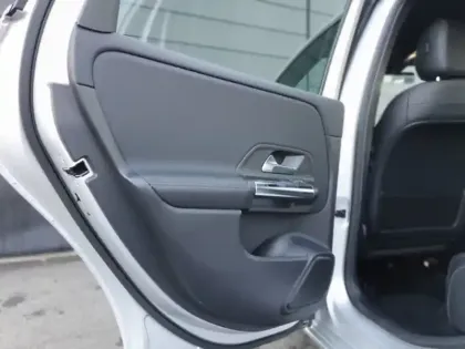 Photo 16 Mercedes Classe B 250 e