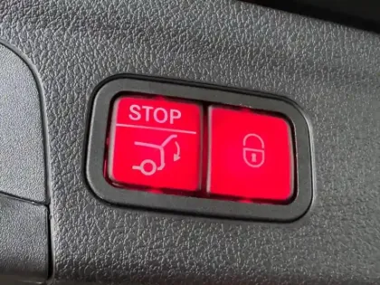 Photo 40 Mercedes GLE 350 e 4MATIC AMG Line