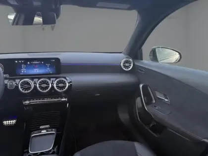 Photo 13 Mercedes Classe A 250 e Hybrid EQ AMG Line