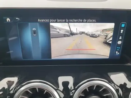 Photo 9 Mercedes Classe B 200 d AMG Line