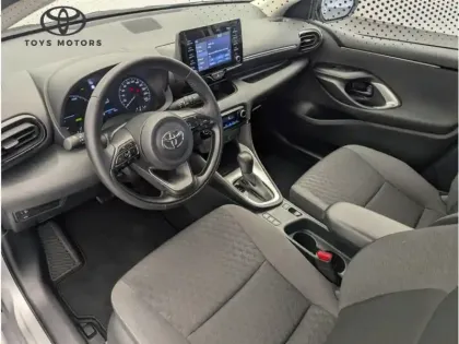 Photo 21 Toyota Yaris Hybride 116h Dynamic