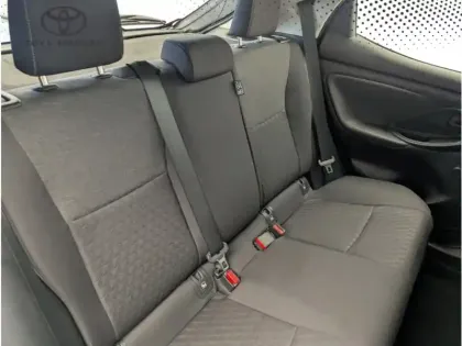 Photo 16 Toyota Yaris Hybride 116h Dynamic