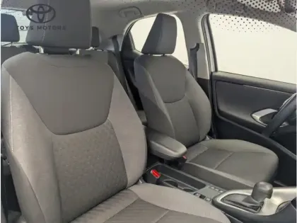 Photo 17 Toyota Yaris Hybride 116h Dynamic