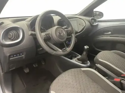 Photo 13 Toyota Aygo 1.0 72 Design