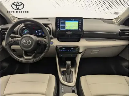 Photo 16 Toyota Yaris Hybride 116h Iconic PACK TECHNO - TOIT PANO