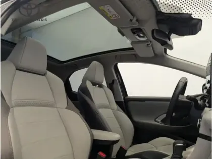 Photo 19 Toyota Yaris Hybride 116h Iconic PACK TECHNO - TOIT PANO