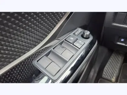 Photo 23 Toyota C-HR Gén. I Ph2 NG Collection 5