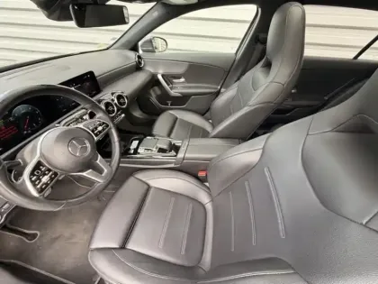 Photo 10 Mercedes Classe A 180 d Progressive Line