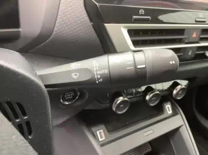 Photo 19 Citroën C4 Hybride 145 e-DCS6 Max - 5P