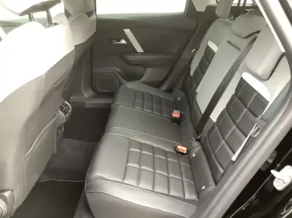 Photo 11 Citroën C4 Hybride 145 e-DCS6 Max - 5P