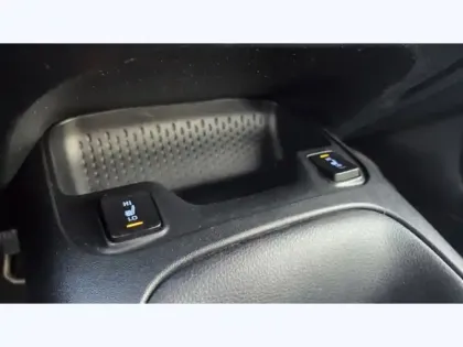 Photo 13 Toyota Corolla Hybride 122h Dynamic Business 1.8 122 ch