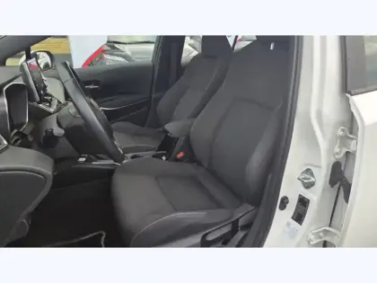 Photo 21 Toyota Corolla Hybride 122h Dynamic Business 1.8 122 ch