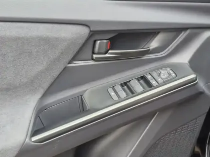 Photo 8 Toyota C-HR Design Grande Autonomie 77 kWh 224ch +