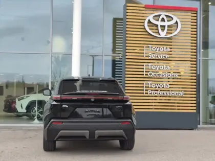 Photo 5 Toyota C-HR Design Grande Autonomie 77 kWh 224ch +