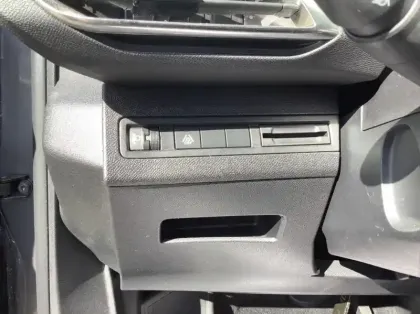 Photo 25 Peugeot 5008 BlueHDi 130ch S&S EAT8 Allure Pack