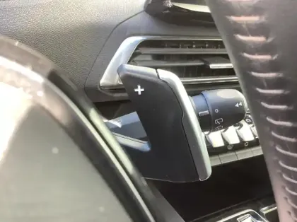 Photo 19 Peugeot 5008 BlueHDi 130ch S&S EAT8 Allure Pack