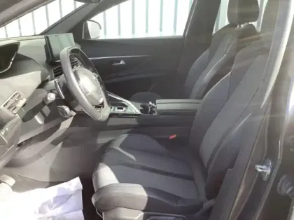 Photo 36 Peugeot 5008 Gén. II Ph2 NG Allure Pack 5