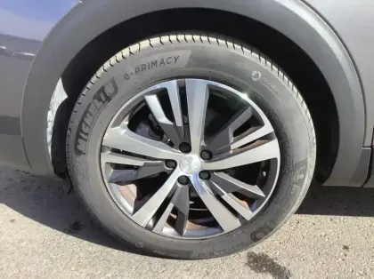 Photo 8 Peugeot 5008 BlueHDi 130ch S&S EAT8 Allure Pack