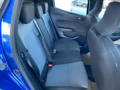 Photo 8 Renault Clio 1.5 dCi 100ch Evolution - 25