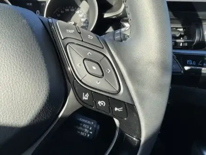 Photo 9 Toyota C-HR 1.8 Hybride 122 Design Ultimate