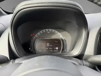 Photo 15 Toyota Aygo 1.0 VVT-i 72 Dynamic