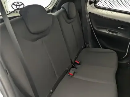 Photo 10 Toyota Aygo 1.0 VVT-i 72 Dynamic