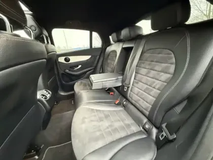 Photo 21 Mercedes Classe GLC 300de 4MATIC AMG Line