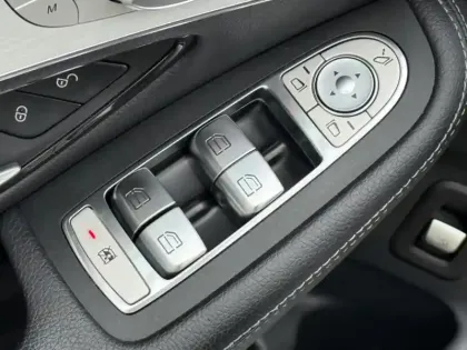 Photo 27 Mercedes Classe GLC 300de 4MATIC AMG Line