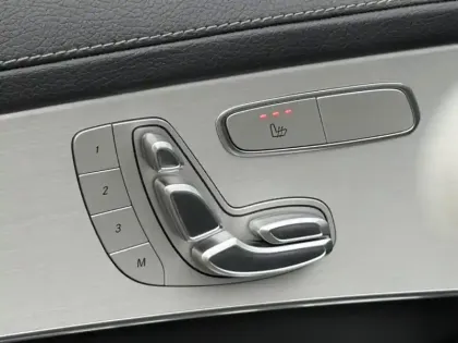 Photo 16 Mercedes Classe GLC 300de 4MATIC AMG Line