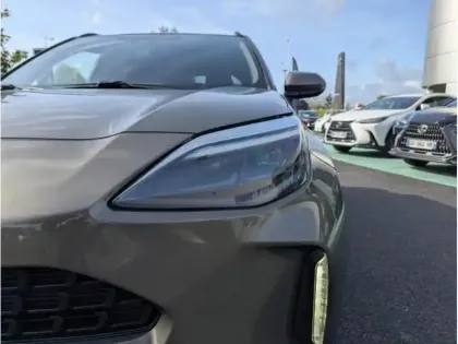 Photo 19 Toyota Yaris Hybride 1.5 HYBRID 116H DESIGN