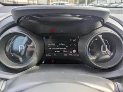 Photo 12 Toyota Yaris Hybride 1.5 HYBRID 116H DESIGN