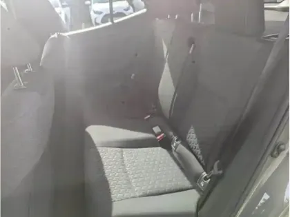 Photo 15 Toyota Yaris Hybride 1.5 HYBRID 116H DESIGN