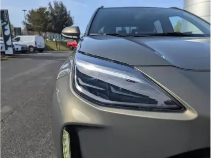 Photo 18 Toyota Yaris Hybride 1.5 HYBRID 116H DESIGN