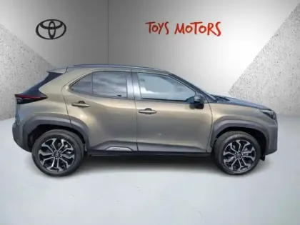 Photo 5 Toyota Yaris Hybride 1.5 HYBRID 116H DESIGN