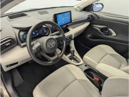 Photo 23 Toyota Yaris Hybride 116h Iconic