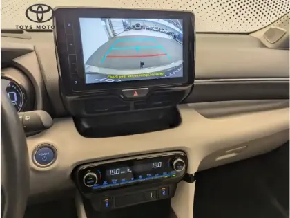 Photo 7 Toyota Yaris Hybride 116h Iconic