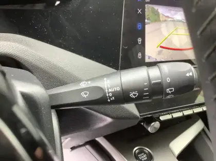 Photo 19 Peugeot 308 Hybrid 145 e-DCS6 Allure