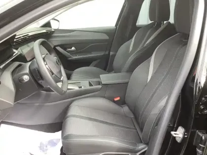 Photo 10 Peugeot 308 Hybrid 145 e-DCS6 Allure