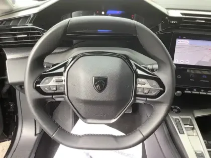 Photo 17 Peugeot 308 Hybrid 145 e-DCS6 Allure