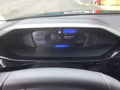 Photo 13 Peugeot 308 Hybrid 145 e-DCS6 Allure