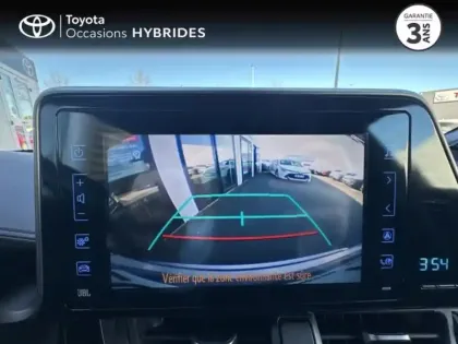 Photo 13 Toyota C-HR  122h Distinctive 2WD E-CVT