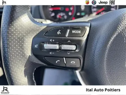 Photo 27 Kia Rio  1.0 T-GDI 120ch MHEV GT-Line DCT7