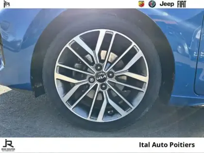 Photo 9 Kia Rio  1.0 T-GDI 120ch MHEV GT-Line DCT7