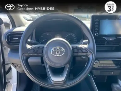 Photo 12 Toyota Yaris  116h Dynamic 5p MY22 - TVA RECUP.