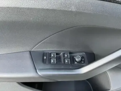 Photo 6 Volkswagen T-cross  1.0 TSI 110ch R-Line Tech DSG7