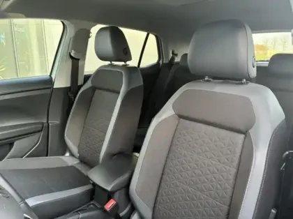 Photo 10 Volkswagen T-cross  1.0 TSI 110ch R-Line Tech DSG7