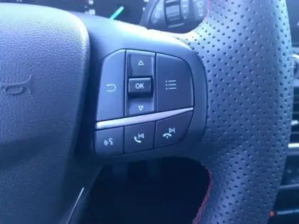 Photo 13 Ford Puma  1.0 Flexifuel 125ch S&S mHEV ST-Line Design 3