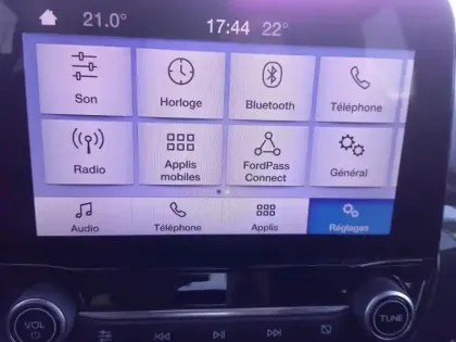 Photo 7 Ford Puma  1.0 Flexifuel 125ch S&S mHEV ST-Line Design 3