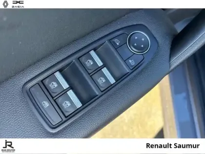 Photo 13 Renault Captur  1.3 TCe 140ch FAP Intens -21